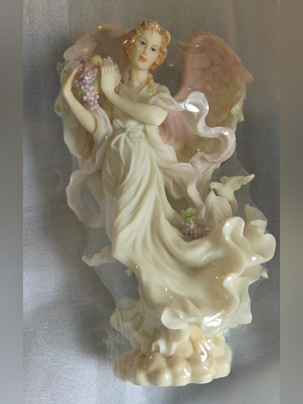 1999 Seraphim Classics Nina “Heavenly Harvest” Porcelain Angel